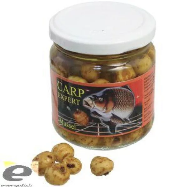 Carp Expert Tiger Nuts in Jarred Liquid Strawberry