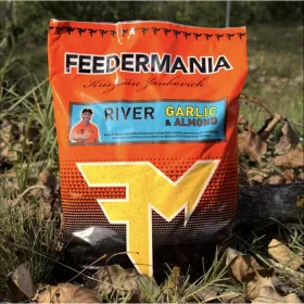 Feedermánia River Garlic-Almond Groundbait 2.5kg