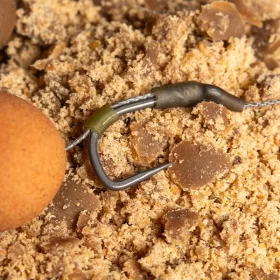 Nash Tube Blow Back 2 Eyed, Barbed Boilie Ready Tied Hook